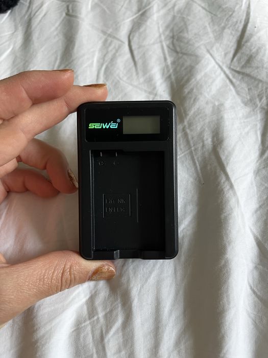 Nikon D 3400, obiectiv 18-55mm si accesorii