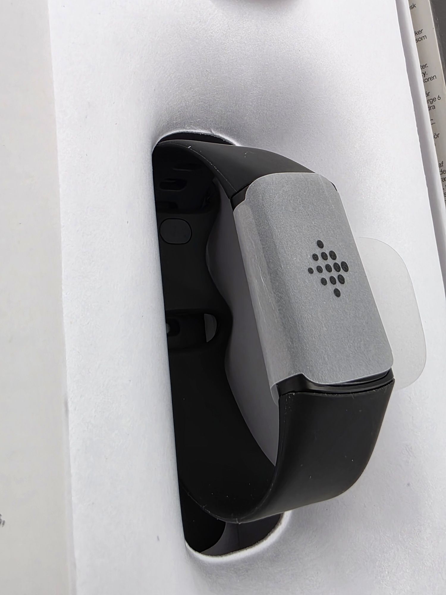 Bratara Fitness Fitbit Charge 6 GPS Glonass Bluetooth NFC Negru, nou