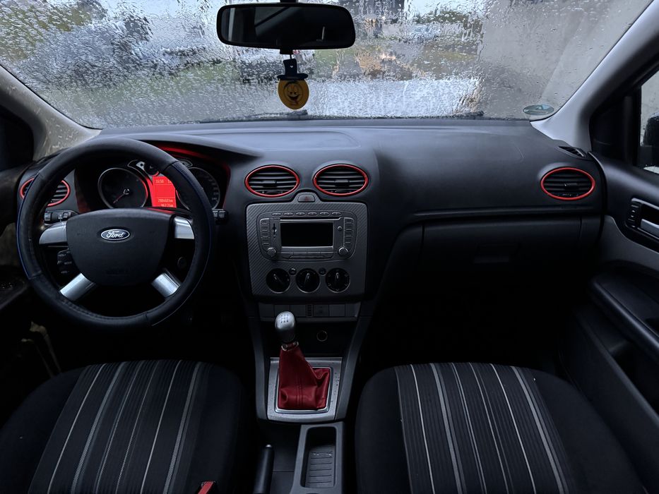 Ford focus 2010