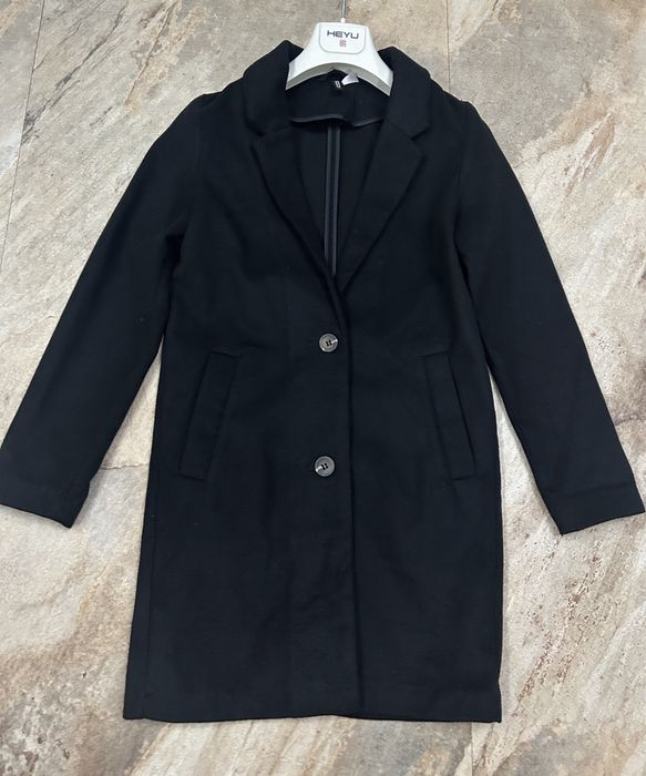 Palton negru marimea xs -s 50 lei