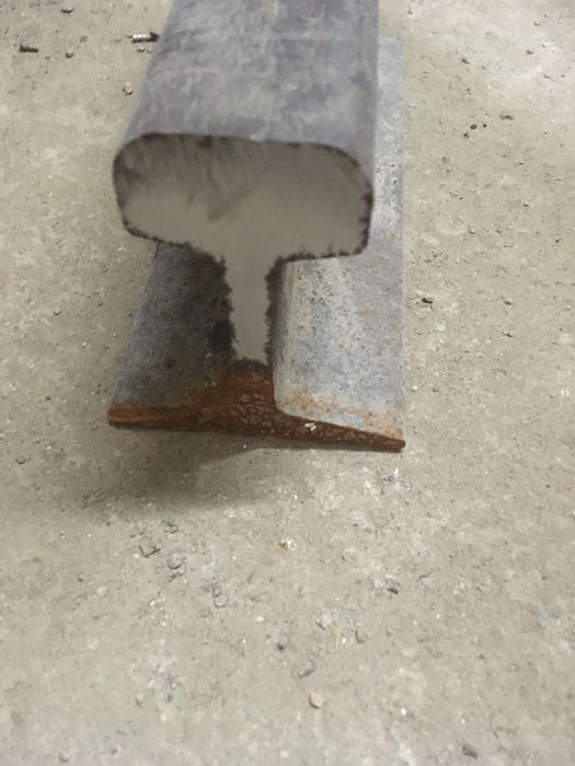 Рельса наковальня