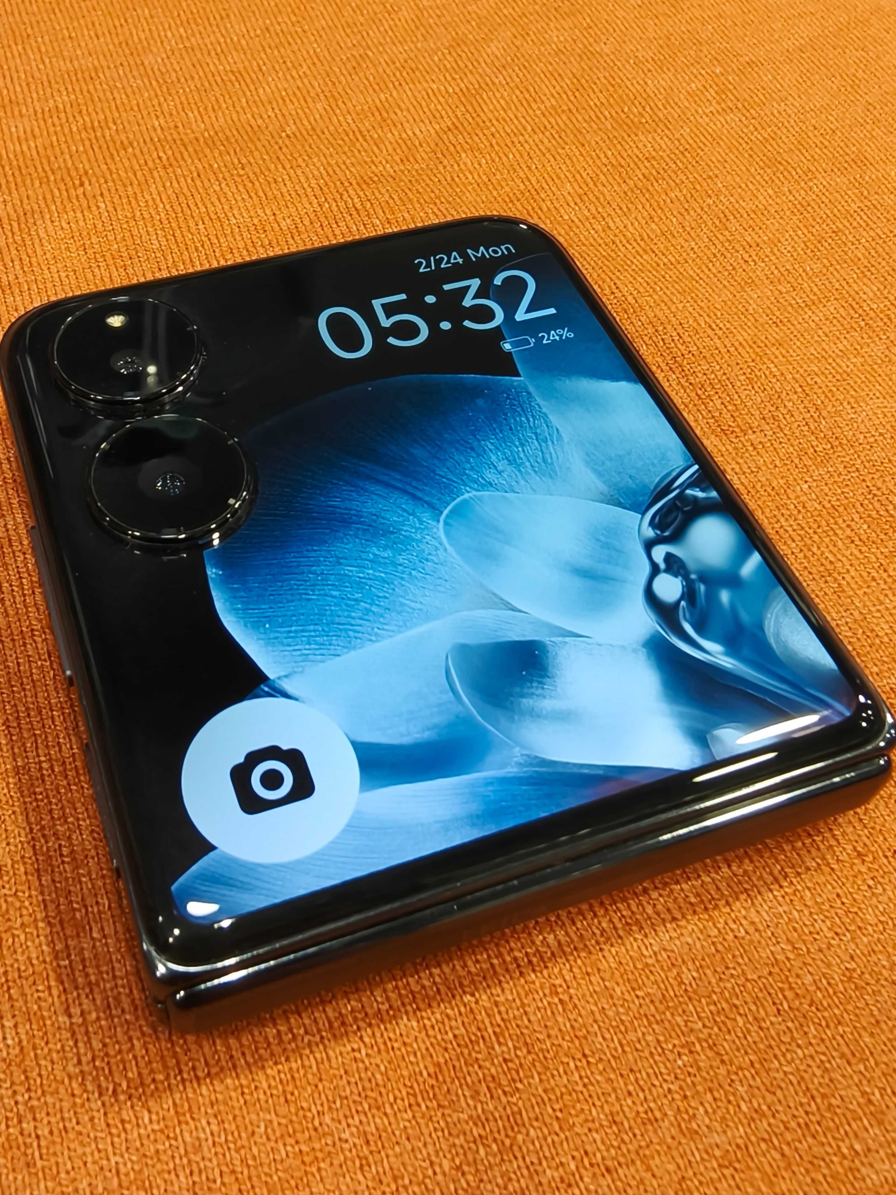 Сгъваем Xiaomi Mix Flip черен 12/256 SD8 Gen3 Leica