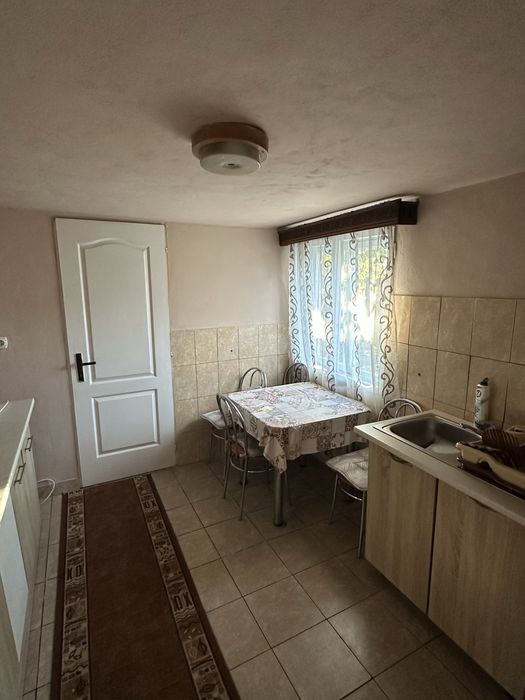 Casă de vânzare în Curtici.