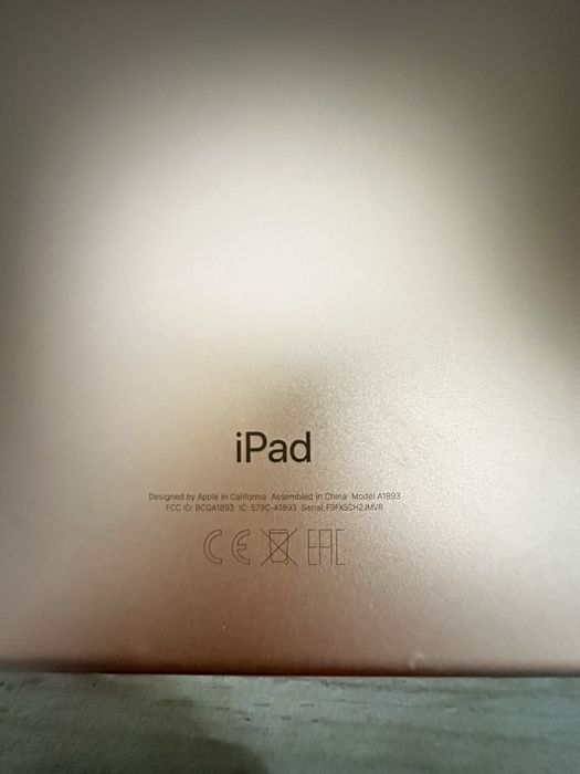 Tableta Apple iPad  A1893. Pentru piese