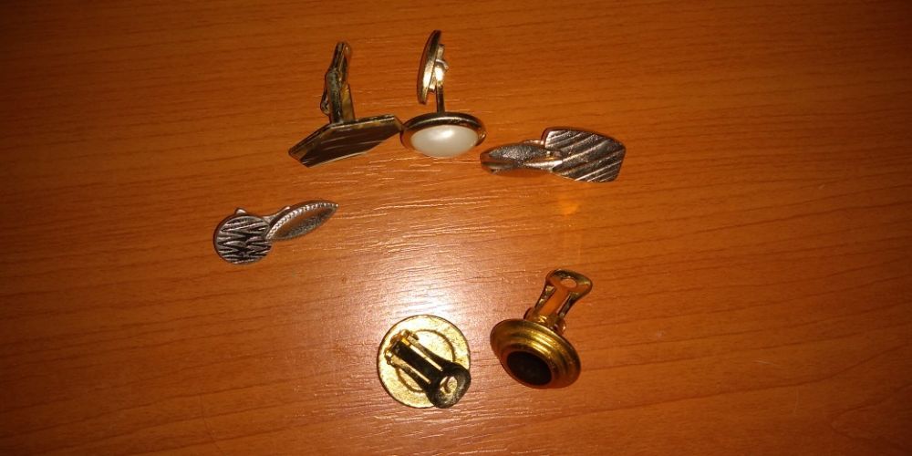 Colectionari! Diversi Butoni + Cercei Vintage , Functionali / Colectie