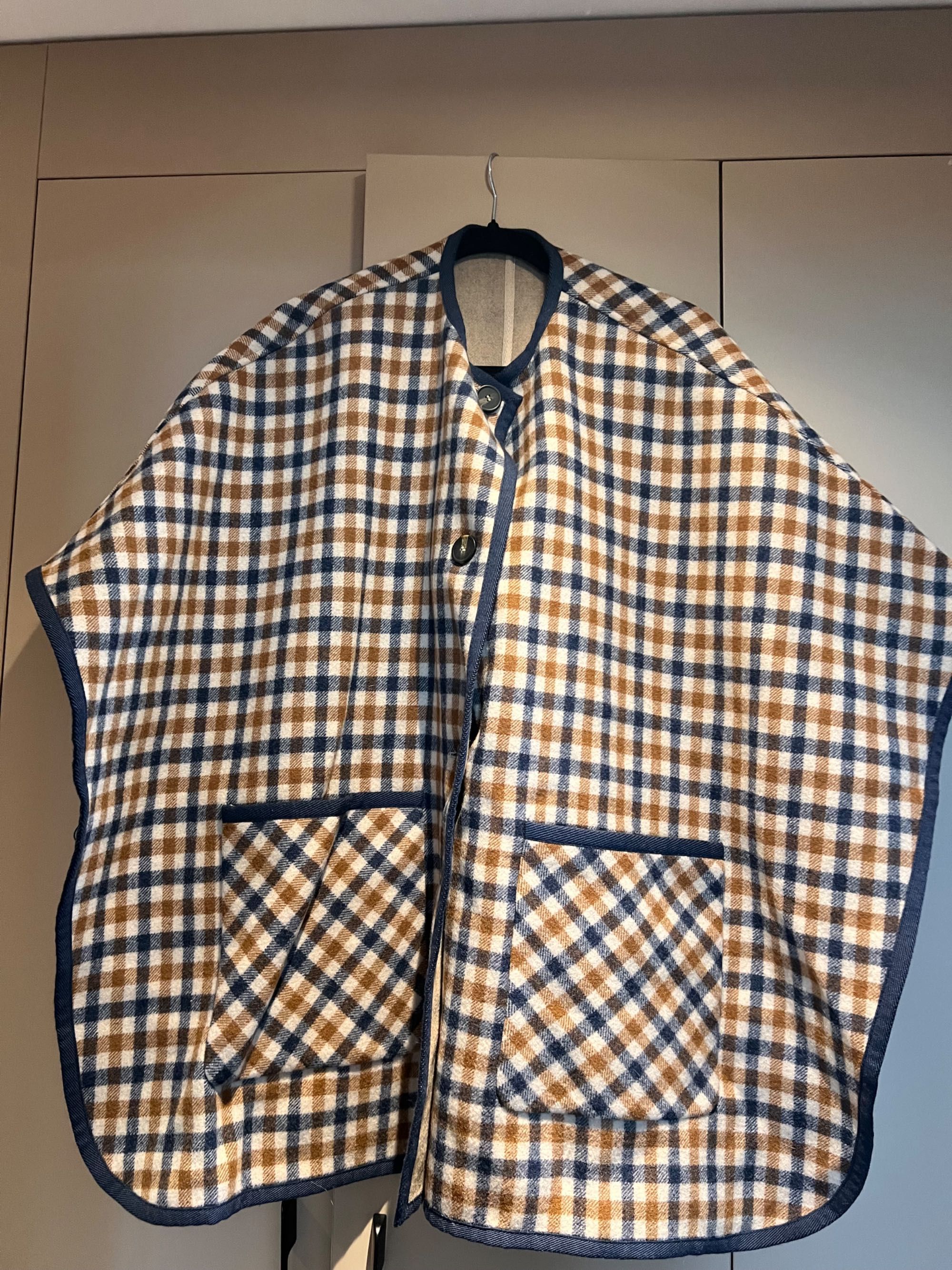 Палто на марката MaxMara