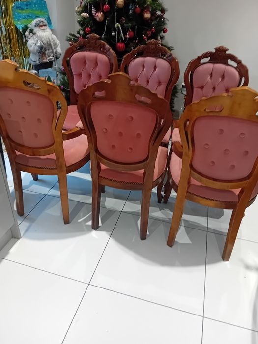 Masa si 6 scaune model deosebit italian style 1000 euro