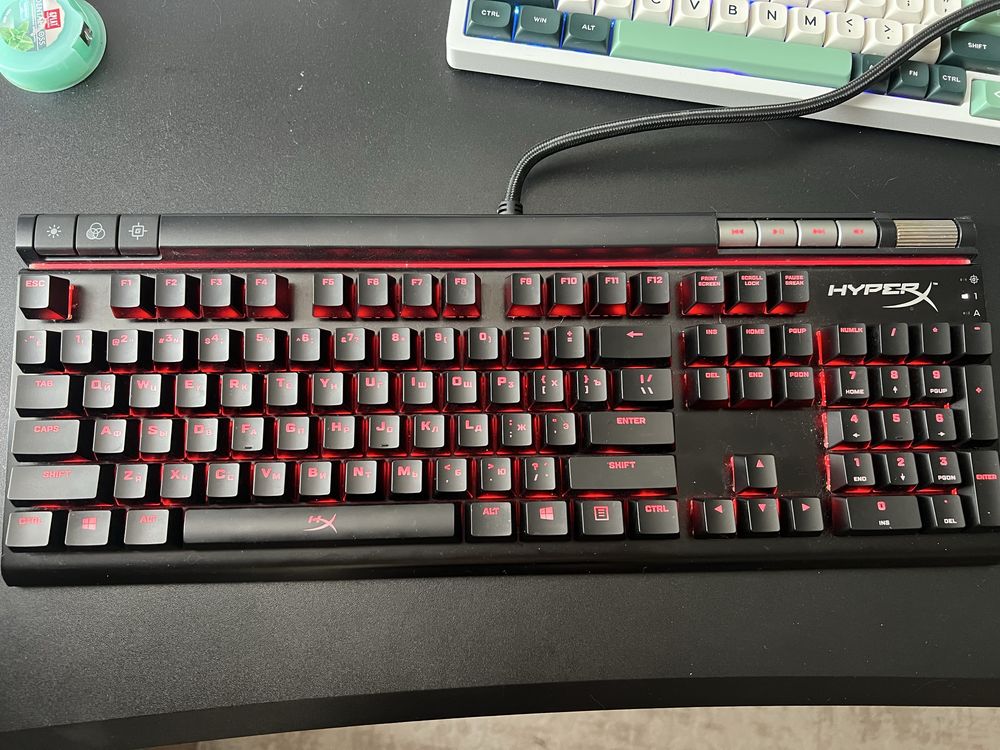 Продам Hyperx Alloy Elite RGB