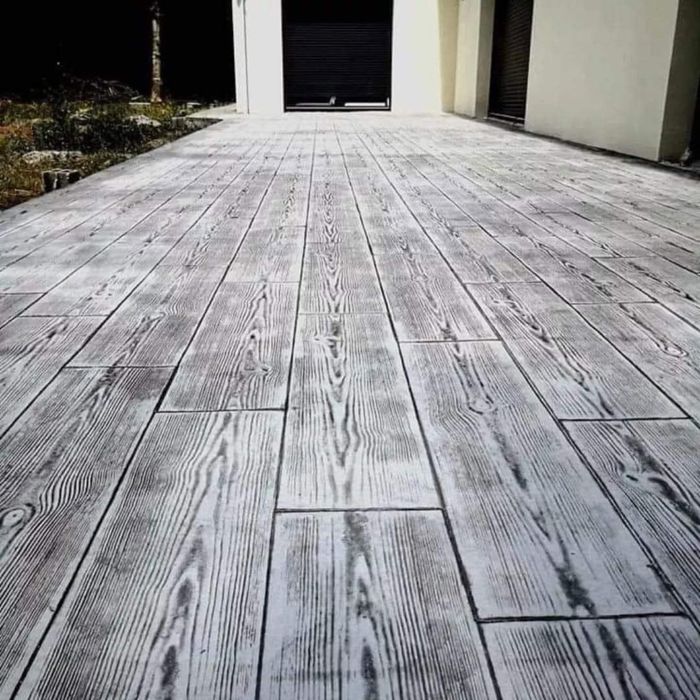 Decorațiuni case gradina garduri si altele din beton amprentat