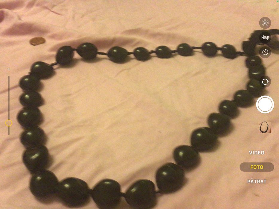 Colier din margele negre