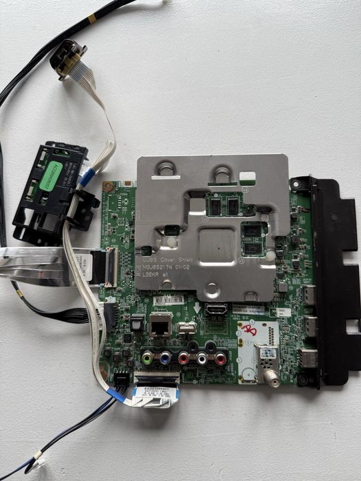 Платка за LG 65UJ6300