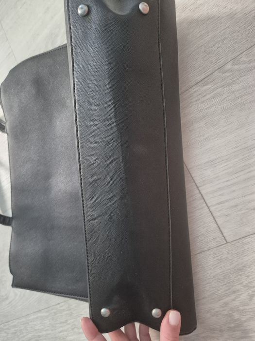 Geanta neagra Benetton