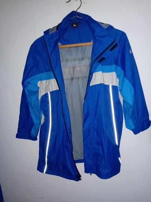 Jacheta Mckinley și Adidas