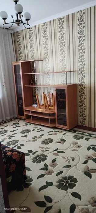 Срончо! Продаеться 1комнатная квартира рядом с Кадышева!