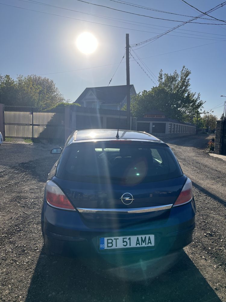 Vand Opel Astra H, an 2005