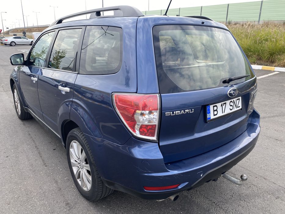 Subaru Forester AWD 4x4 2.0 Boxer-Diesel 2011  Man6+1 Pilot Camera AC