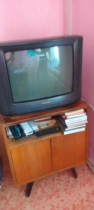 деревянная тумба