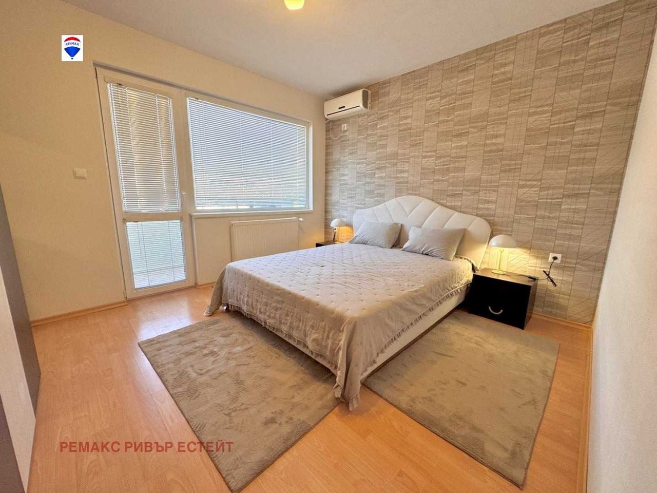 Дава се под наем Тристаен апартамент в Русе, Център - 100 кв.м за 510 € - Снимка #5