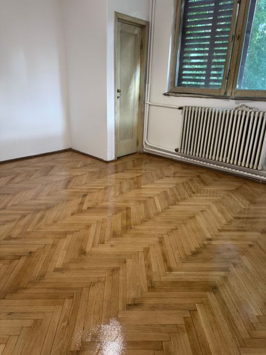 Parchet raschetare dusumea reconditionare scara renovari slefuite