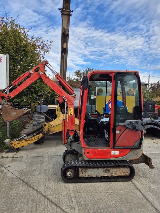 Miniexcavatot Yanmar sv16 din 2017