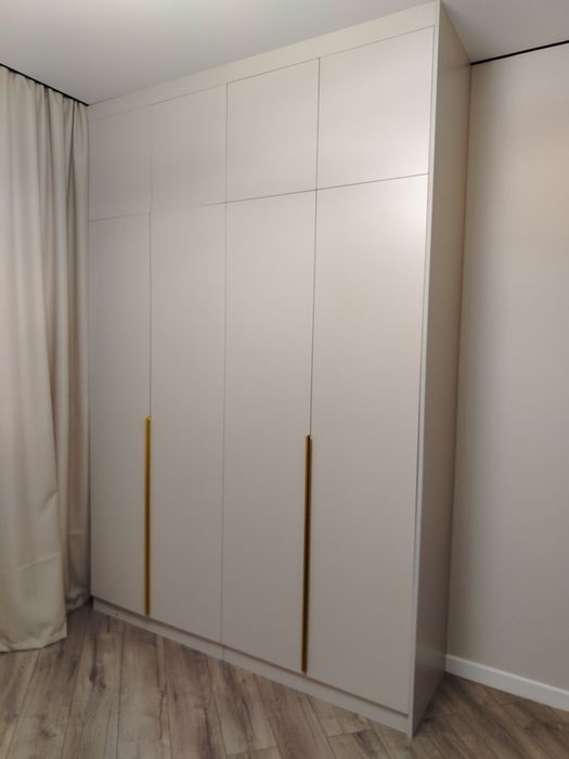 Продам 3х комн кв, студию, Левый берег