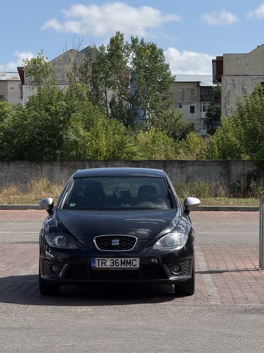 Vand Seat Leon FR sau schimb cu vw sirocco