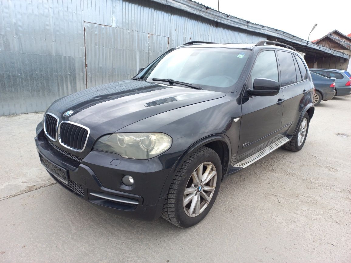 Piese auto BMW e70 x5 3.0d volan stanga