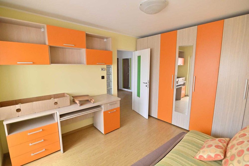 De vânzare –Apartament 2 camere renovat Deva, vis-a-vis de Liceul Auto