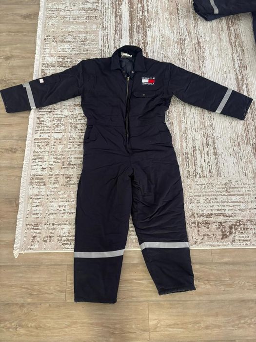 Спец одежда продает