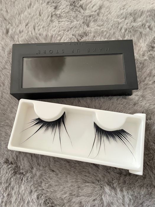 Изкуствени мигли