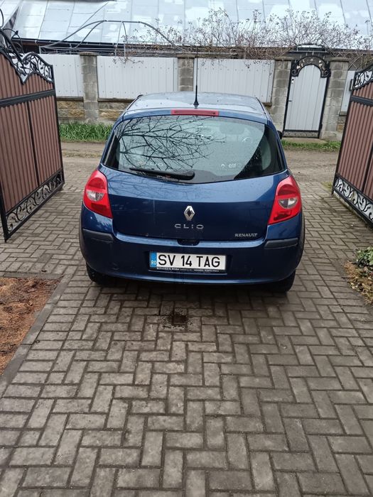 Vând Renault Clio 1.6 benzina
