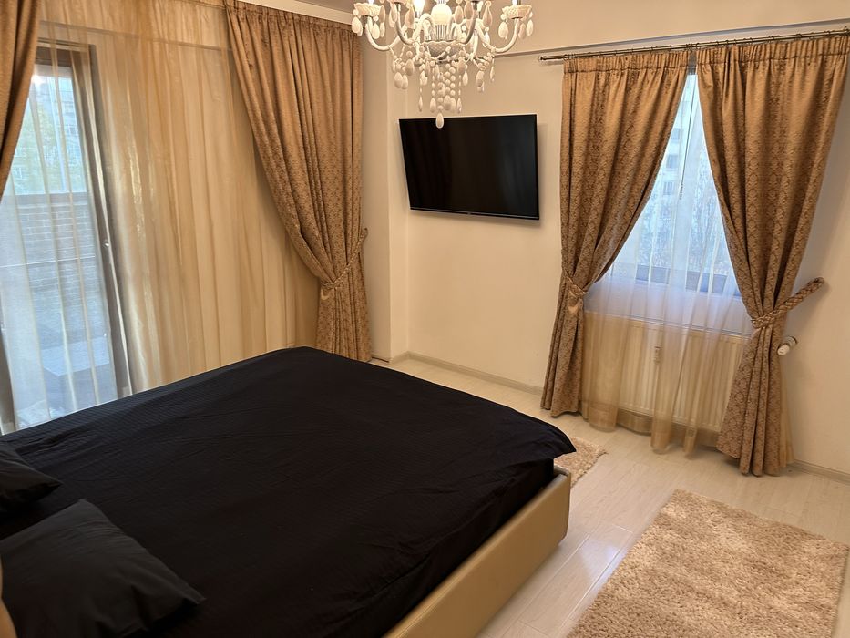 Inchiriez PENTHOUSE cu Terasa, Jacuzzi, Central, Unirii Nerva Traian