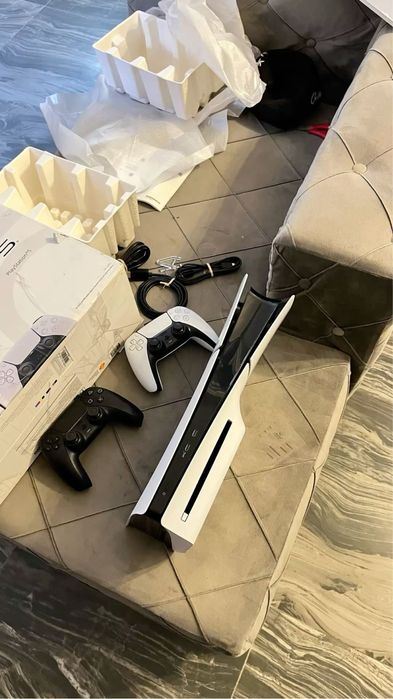 Продам PlayStation 5