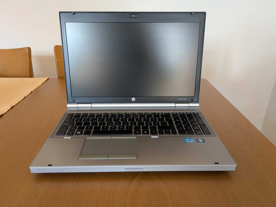 HP EliteBook 8560p – i7-2670QM, 240GB Samsung EVO SSD, 8GB RAM
