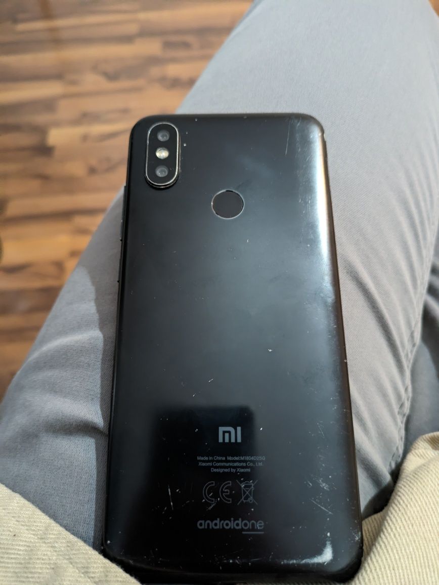 Xiaomi mi A2 cu geamul spart