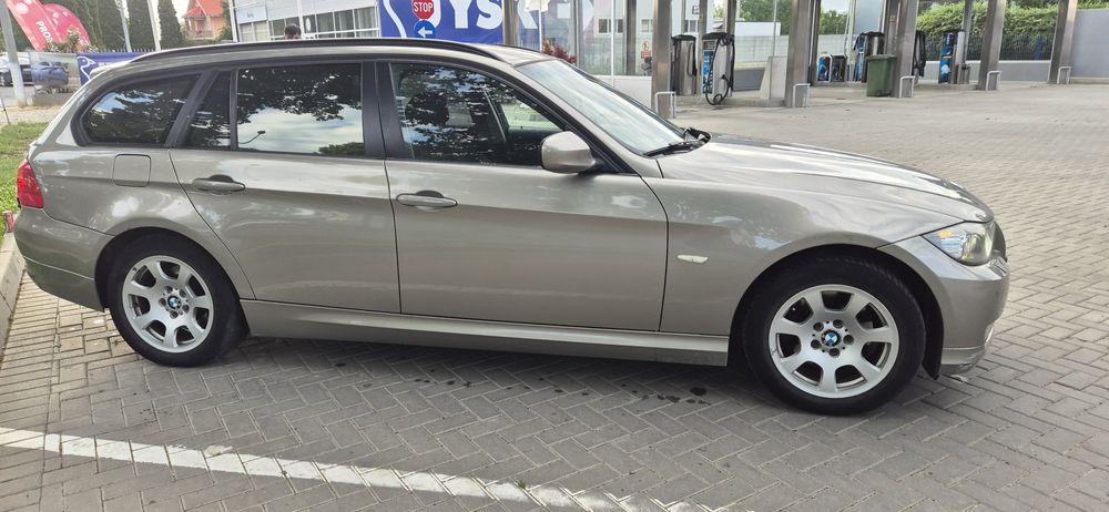 Bmw e91 320d 2011
