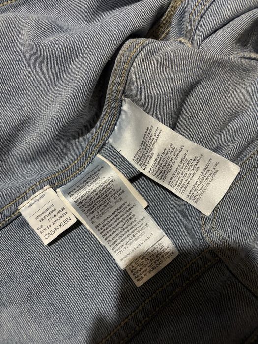 Calvin Klein Дамско дънково яке