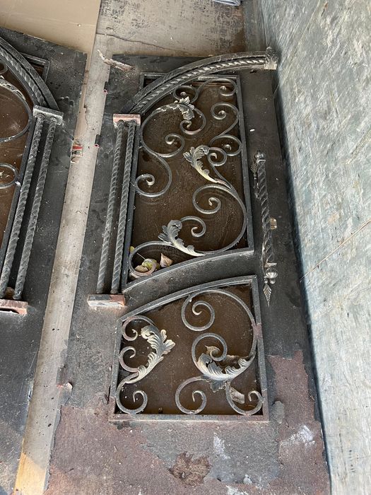 Продам дверь входную.