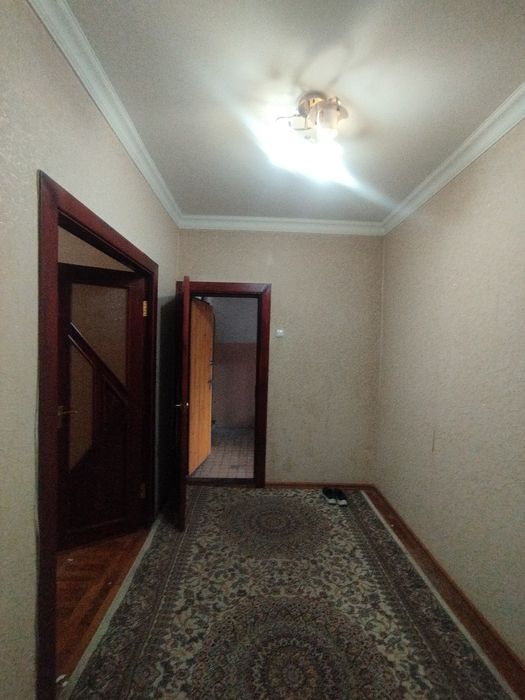 Аренда. Тузел 1 массивида 3 хонали уй ижарага берилади.