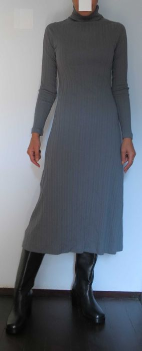 Нова рипсена рокля ZARA