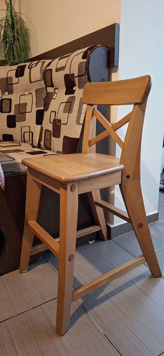 Scaun din lemn pentru copii