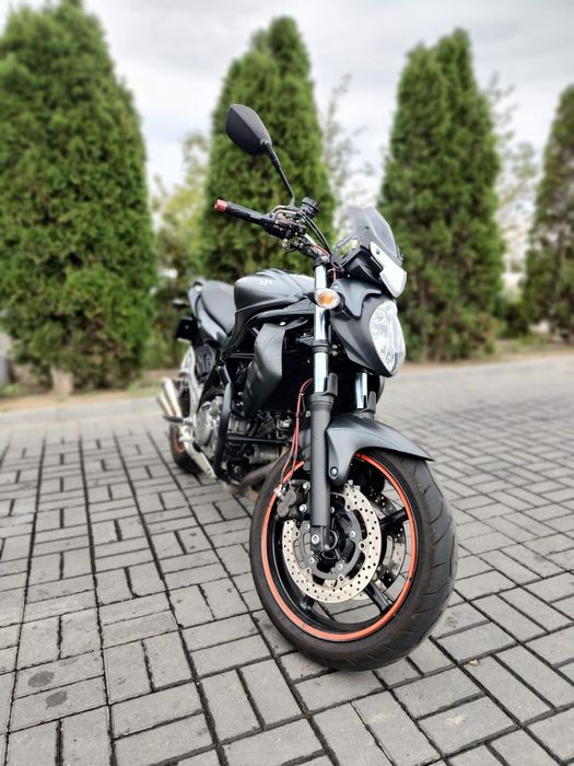 Vând Suzuki Gladius SFV 650-A2 (2015)