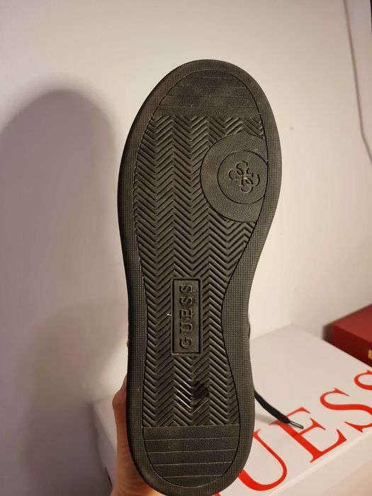 Adidasi Guess Negru