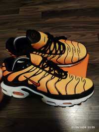 Nike Tn Tiger/orange and black