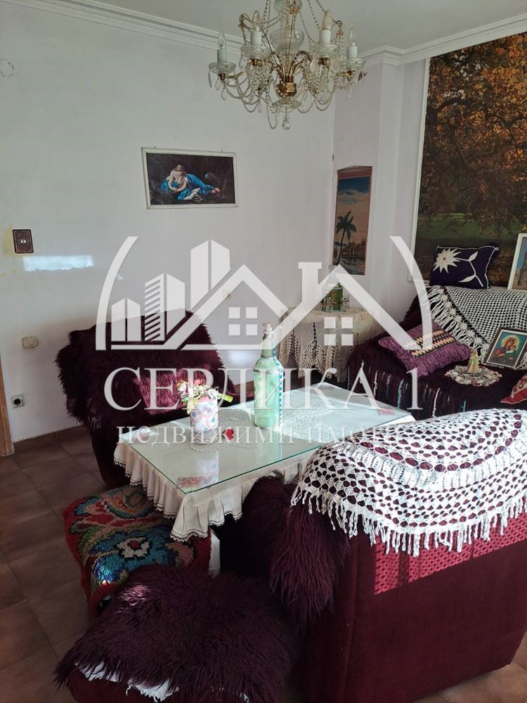 Продава се Тристаен апартамент в Благоевград, Широк център - 90 кв.м за 945 €/кв.м - Снимка #1
