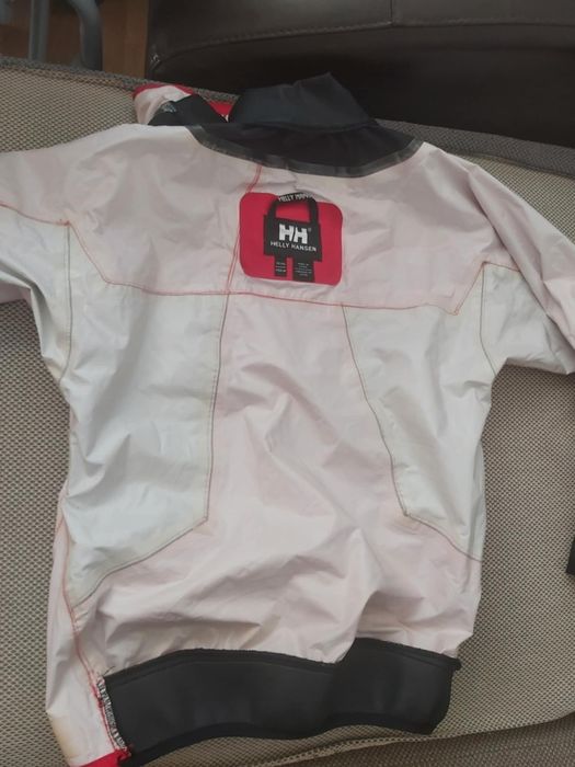 Детско тънко горнище на Helly Hansen