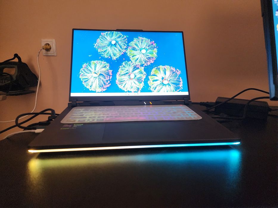 Gaming Laptop Asus Rog Strix G16