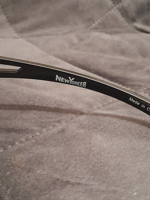 очки солнцезащитные