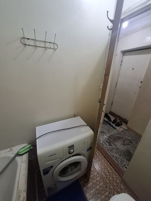 KIUF universiteti to'g'risidagi 1 xonali kvartira ijaraga beriladi.