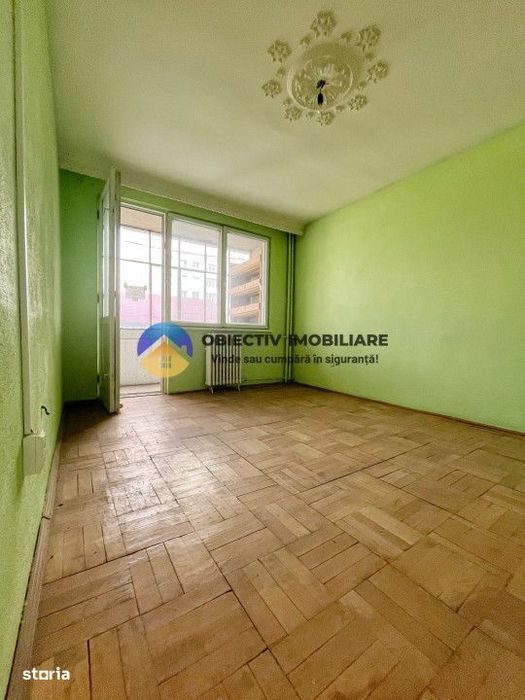 Apartament 3 camere/ETAJ 2-CENTRU